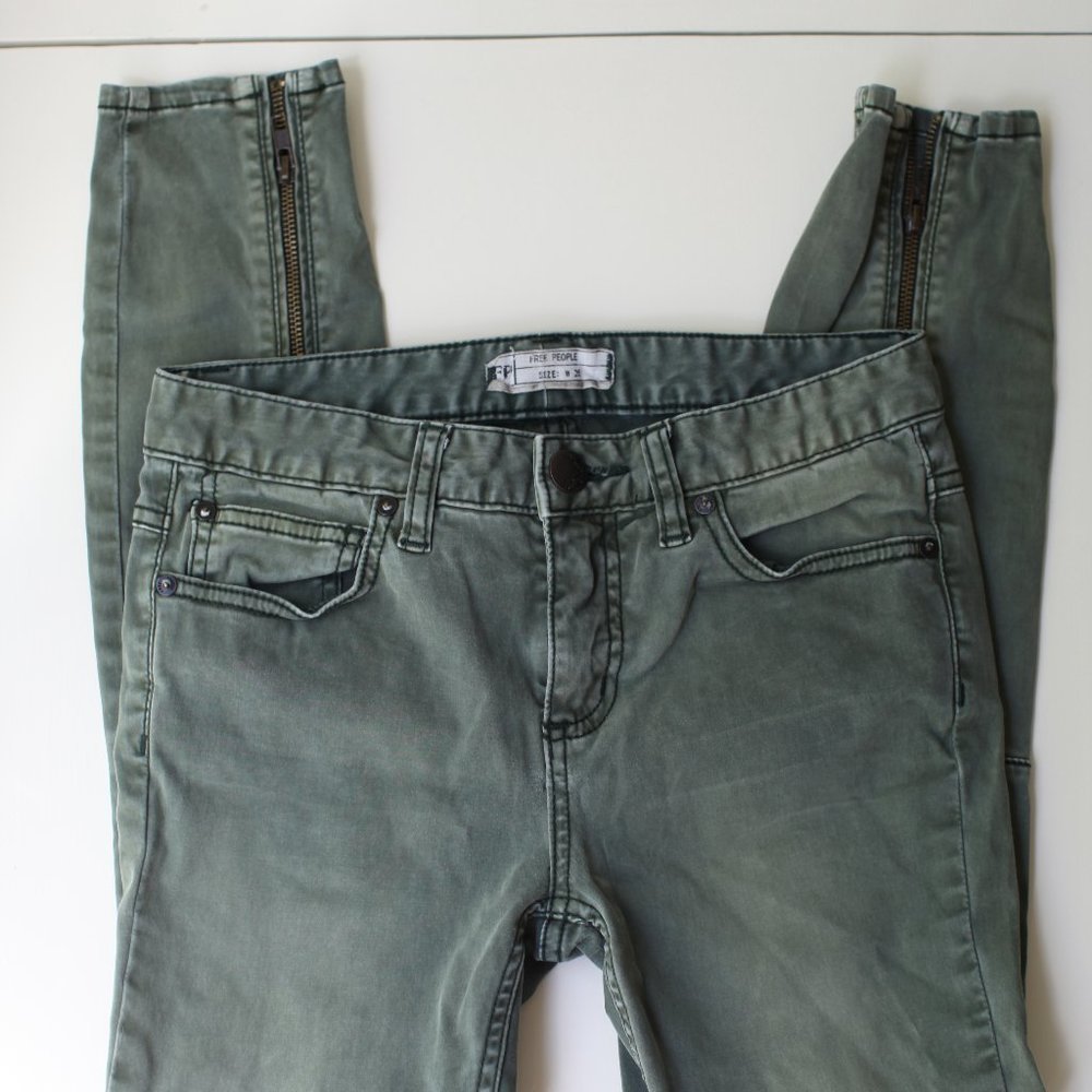 Free People Olive 26 Velvet/jean pant